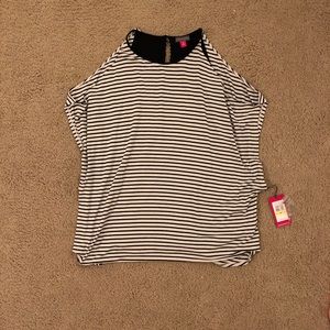 Vince Camuto Cold Shoulder Top - Sz M